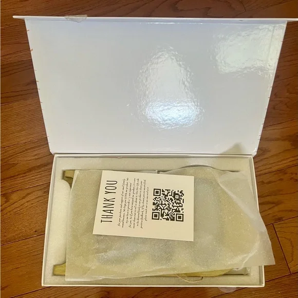 Airglo LOVE Wall Art Letters in Light Green - Decorative Picture Frame Accent - Picture 6 of 6